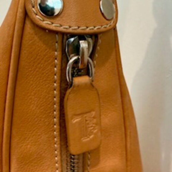 VINTAGE TOD'S TAN LEATHER HOBO BAG HANDBAG * MADE IN ITALY - Picture 10 of 15